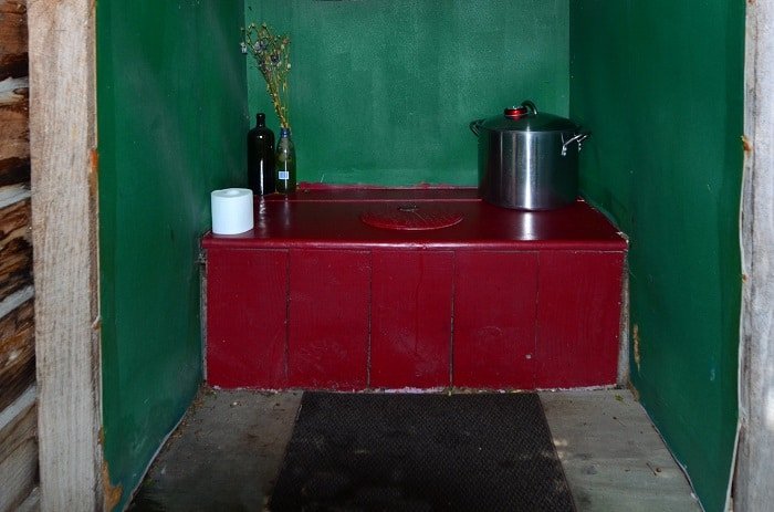 Composting Toilets 101: Do They Smell?