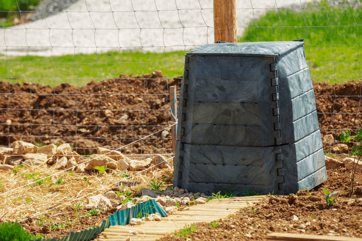 Starting a Compost Tumbler Tips and Procedures