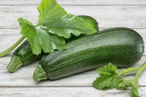 Is Green Squash And Zucchini The Same