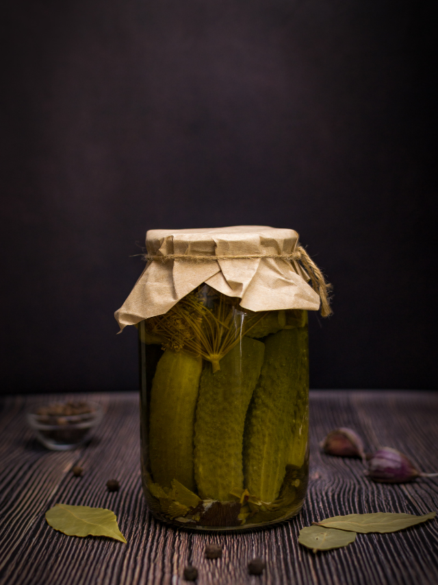 Difference Between Pickling Cucumbers And Regular Cucumbers Explained